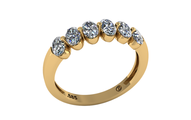 Anillo Media Alianza con Diamantes Ovalados