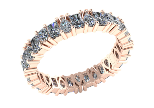 Anillo de Diamantes con corte Pera y Esmeralda